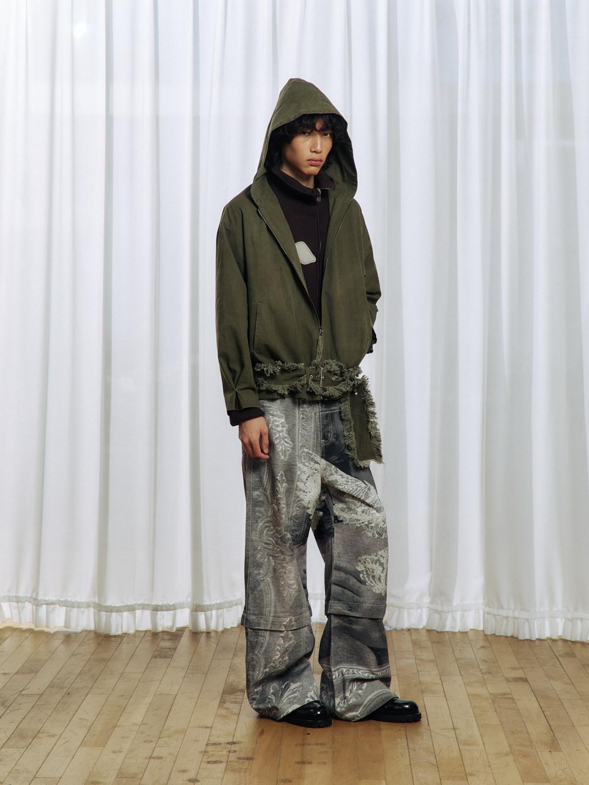 APRIORITY Army Green Distressed Frayed Tassel Vintage Print Women's Cotton Zip-up Hoodies