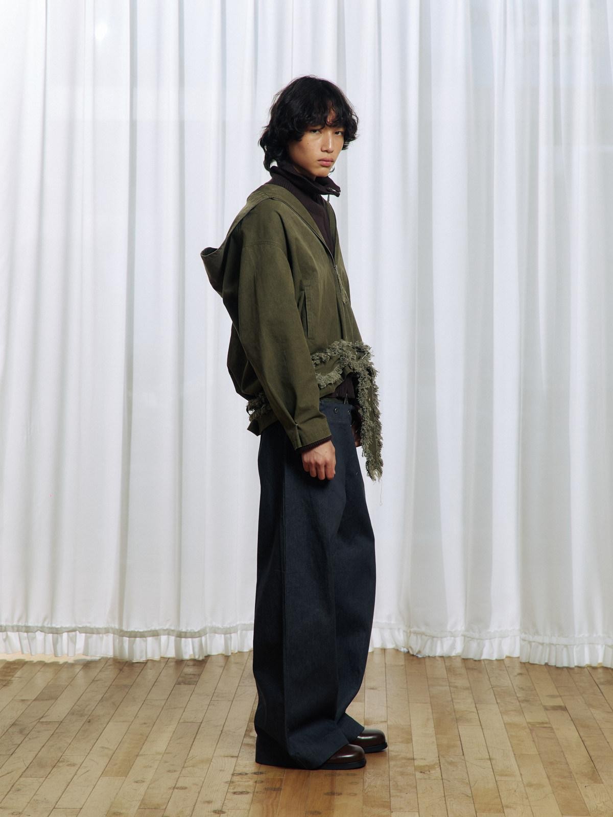 APRIORITY Army Green Distressed Frayed Tassel Vintage Print Women's Cotton Zip-up Hoodies