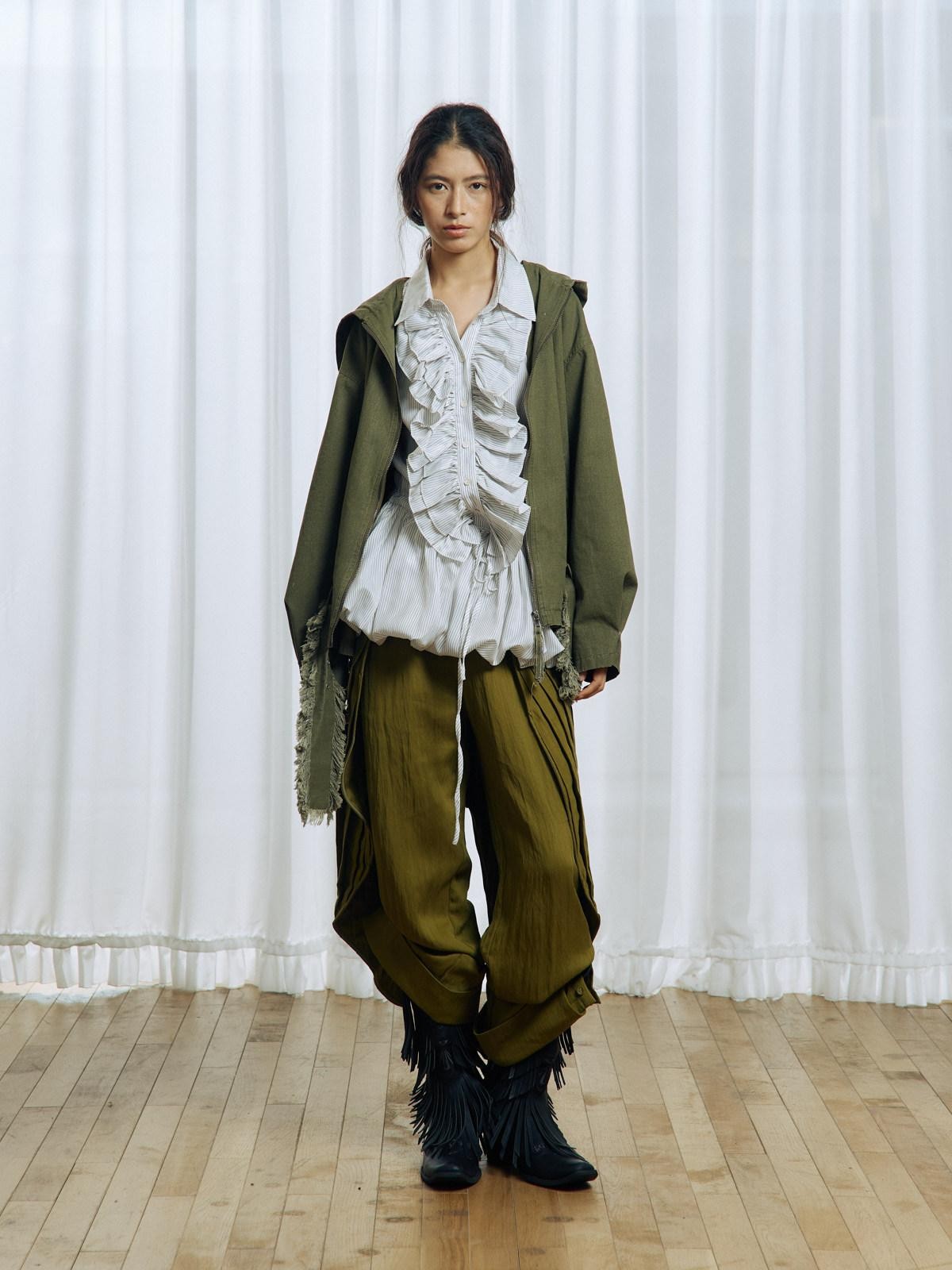 APRIORITY Army Green Distressed Frayed Tassel Vintage Print Women's Cotton Zip-up Hoodies