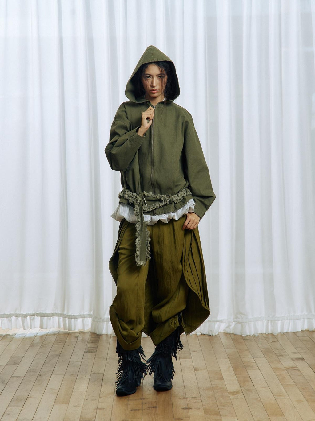 APRIORITY Army Green Distressed Frayed Tassel Vintage Print Women's Cotton Zip-up Hoodies