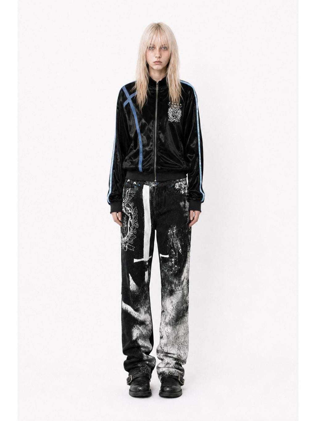 APRIORITY Badge Embroidered Cross Patch Velvet Ribbon Layered Women's Jackets