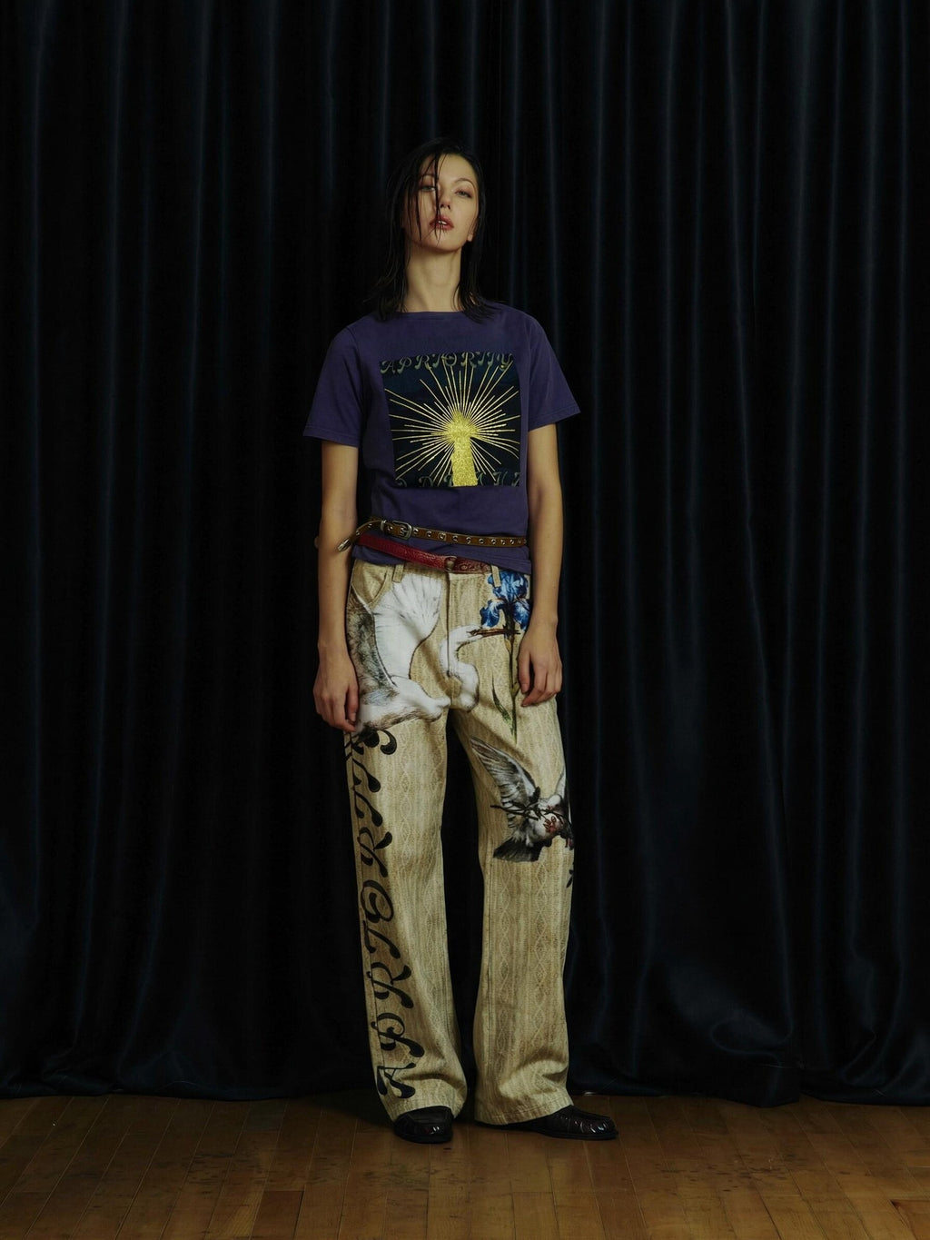APRIORITY Beige 3d Printed Bird And Floral Women's Cotton Straight-leg Jeans