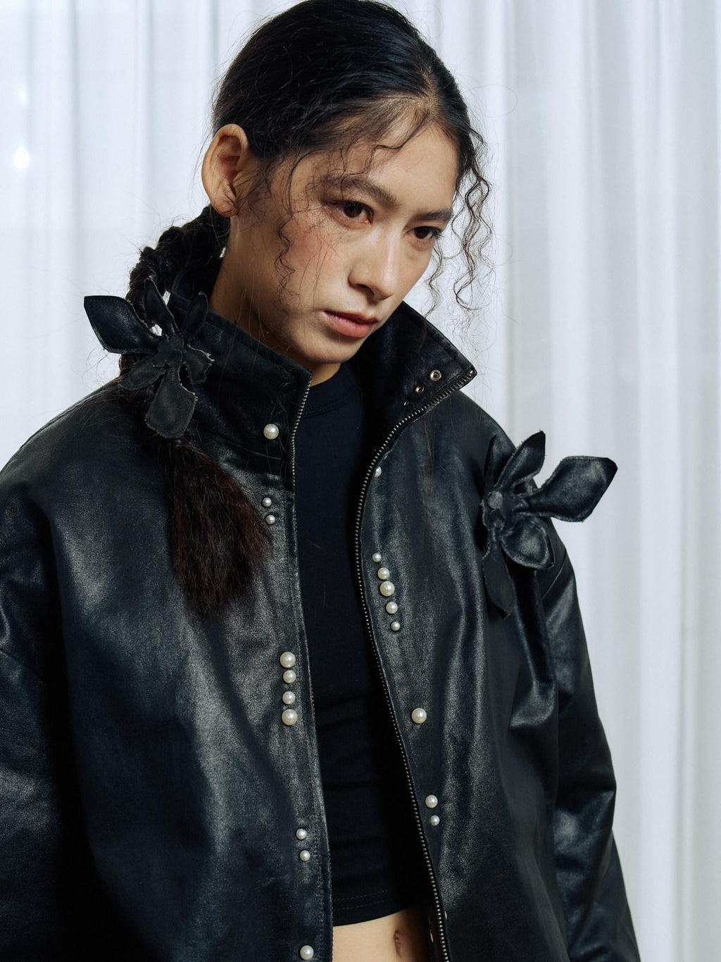 APRIORITY Black 3d Structured Oil Wax Coated Women's Faux Leather Down Jackets