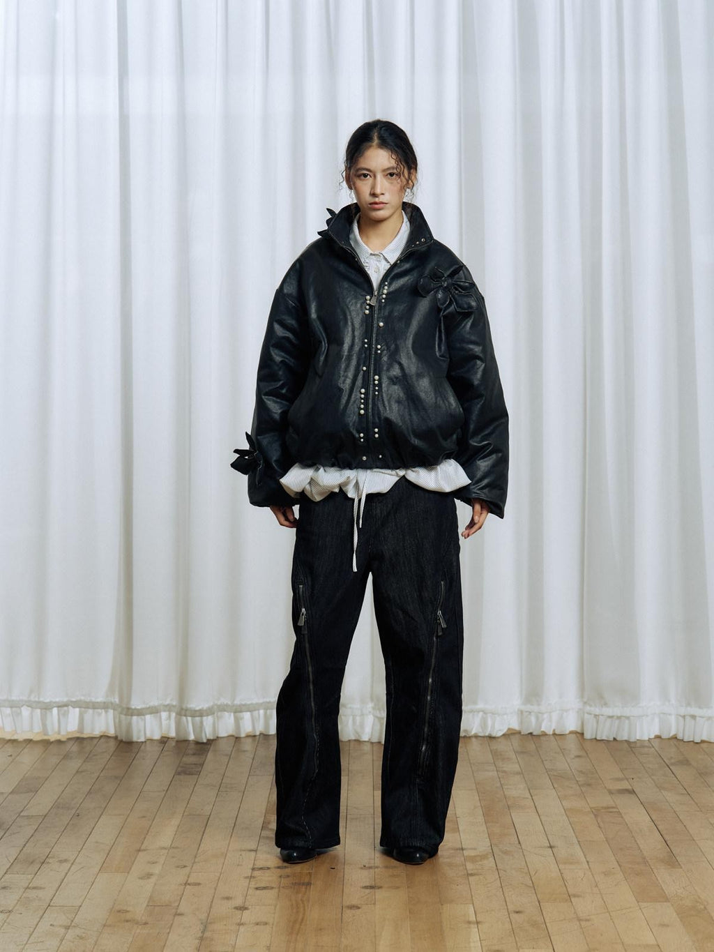 APRIORITY Black 3d Structured Oil Wax Coated Women's Faux Leather Down Jackets
