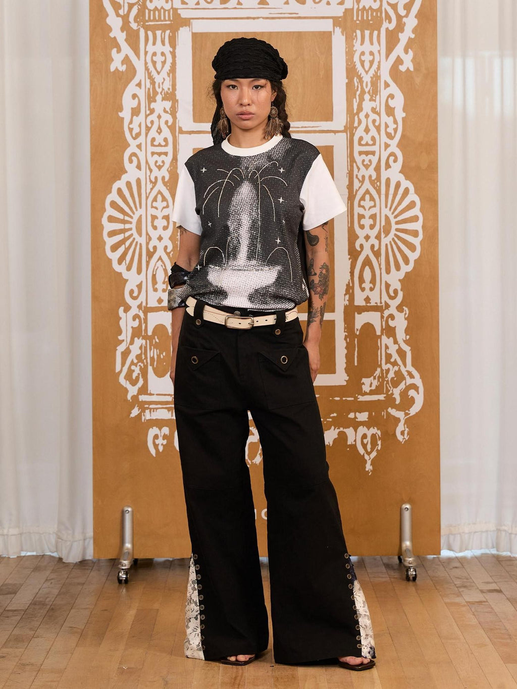 APRIORITY Black Distressed Lace Panel Adjustable Waist Women's Cotton Wide-leg Pants