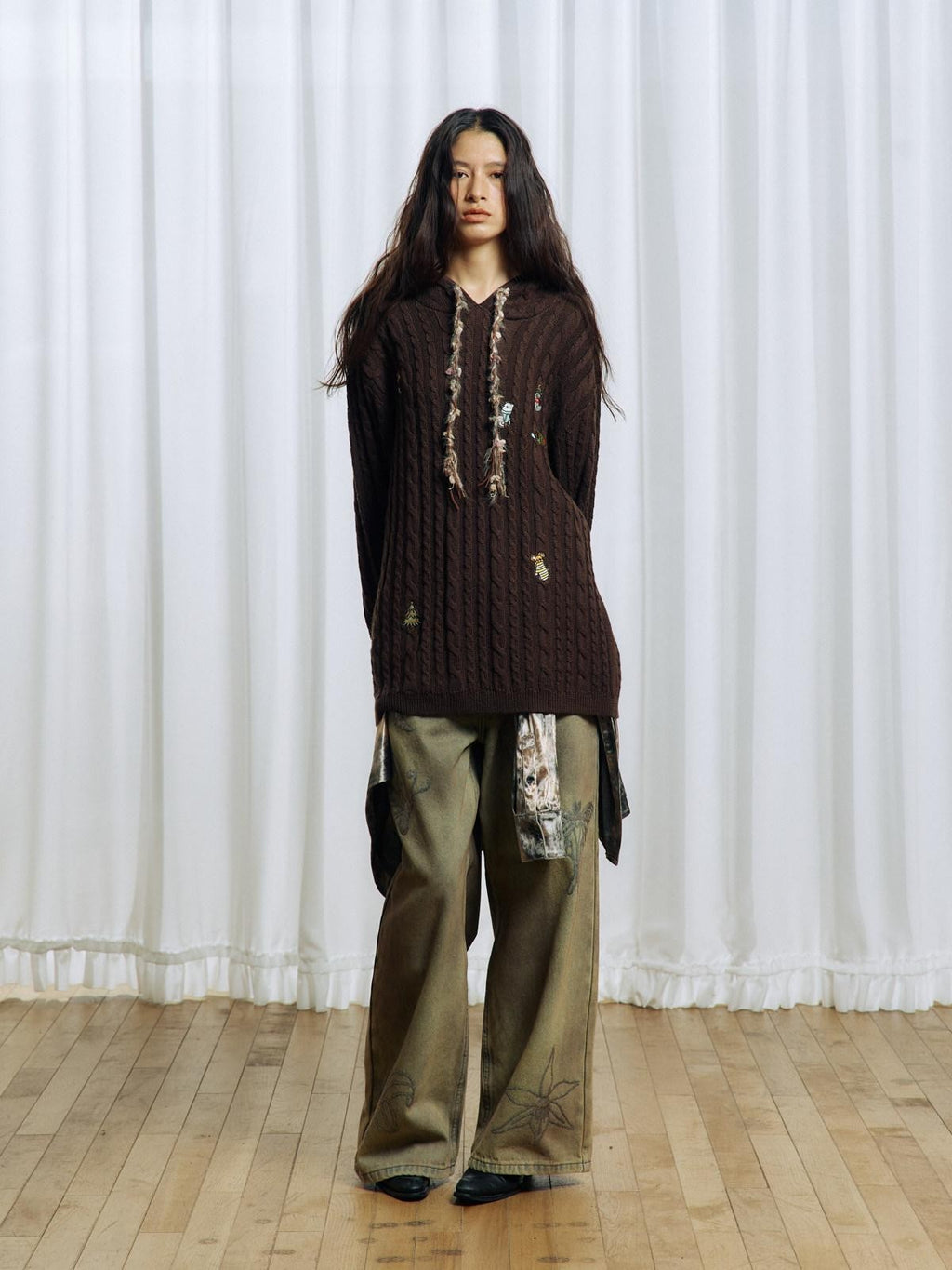 APRIORITY Brown Animal Embroidered Hooded Women's Wool Blend Pullover Sweaters