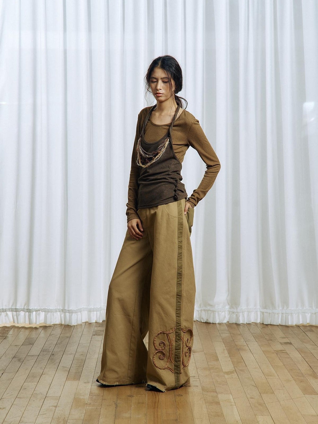 APRIORITY Brown Asymmetrical Detachable Tassel Hem Women's Polyester Pullover Sweaters