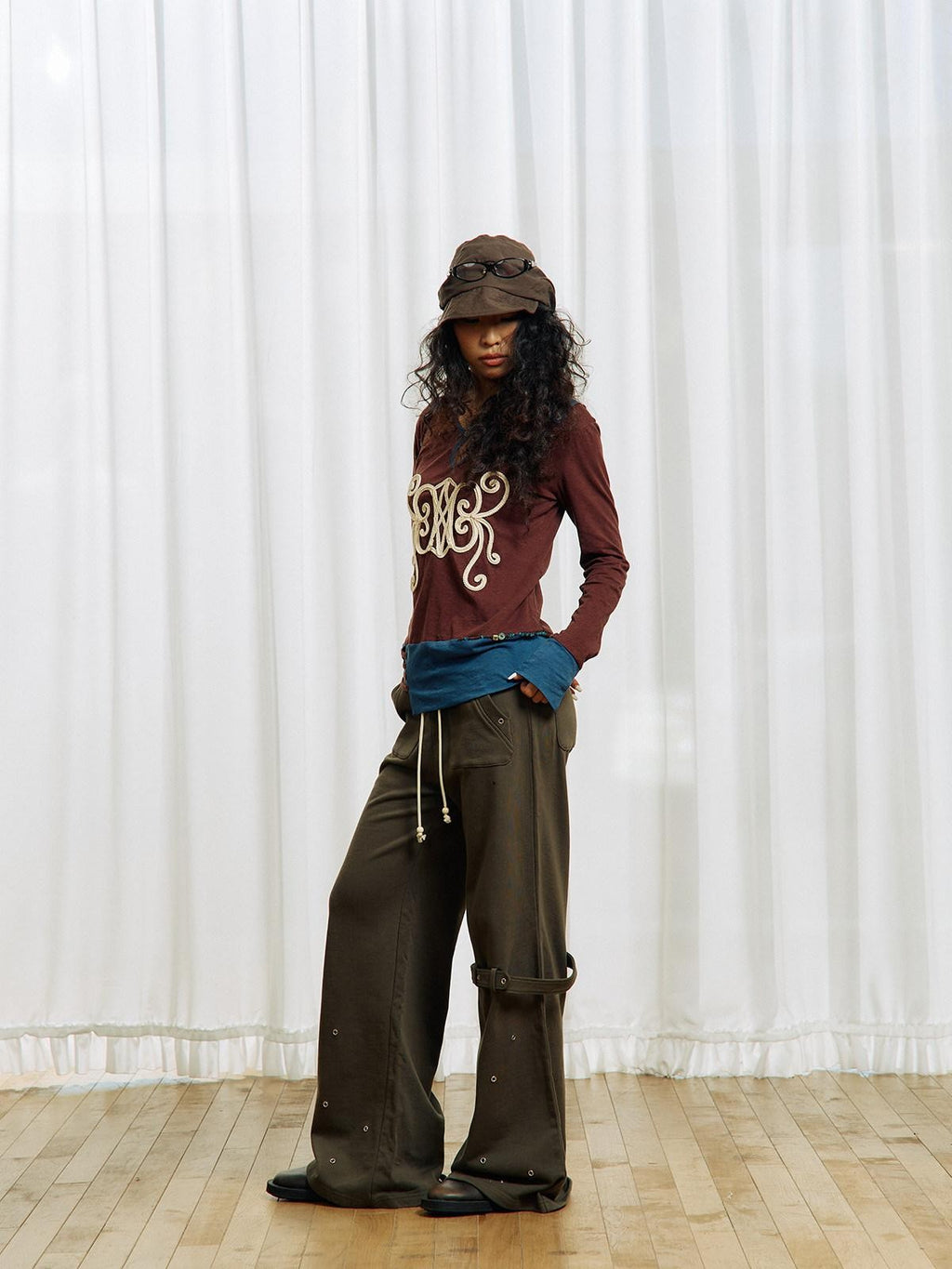 APRIORITY Brown Embroidered Beaded Cutout Split Women's Cotton Hemp Long Sleeve T-shirts