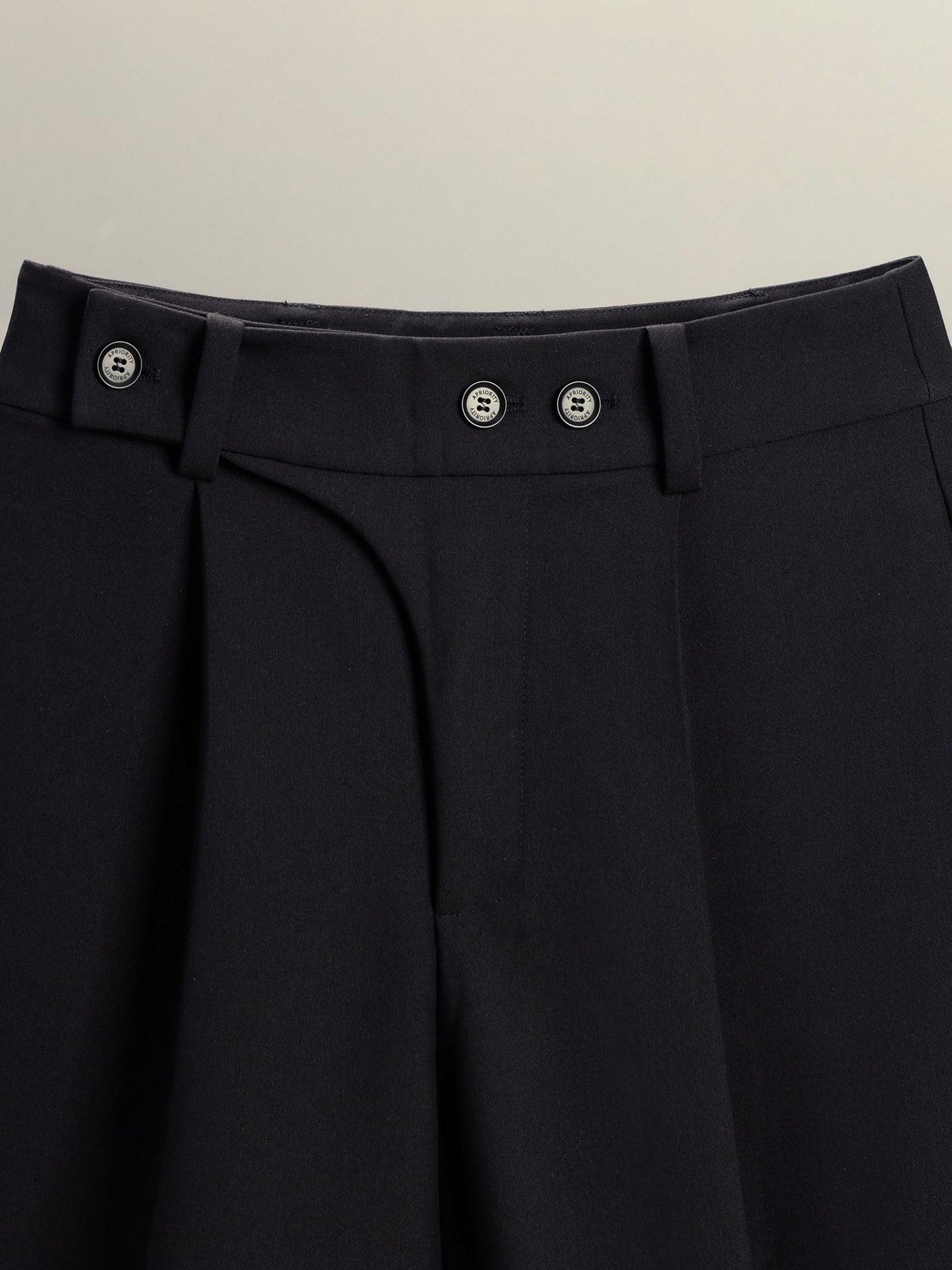 APRIORITY Casual Pleated Adjustable Waist Women's Polyester Spandex Blend Bermuda Shorts