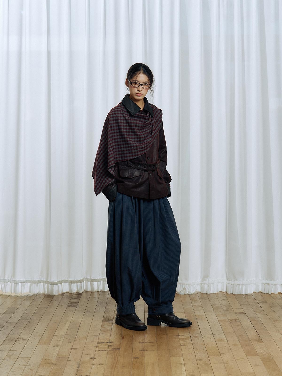 APRIORITY Dark Red Detachable Edge Plaid Cape Enzyme Washed Belt Women's Leather Jackets