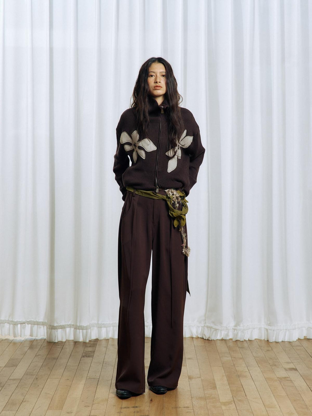 APRIORITY Deep Brown Floral Applique Waist Belt Women's Polyester Tailored Pants