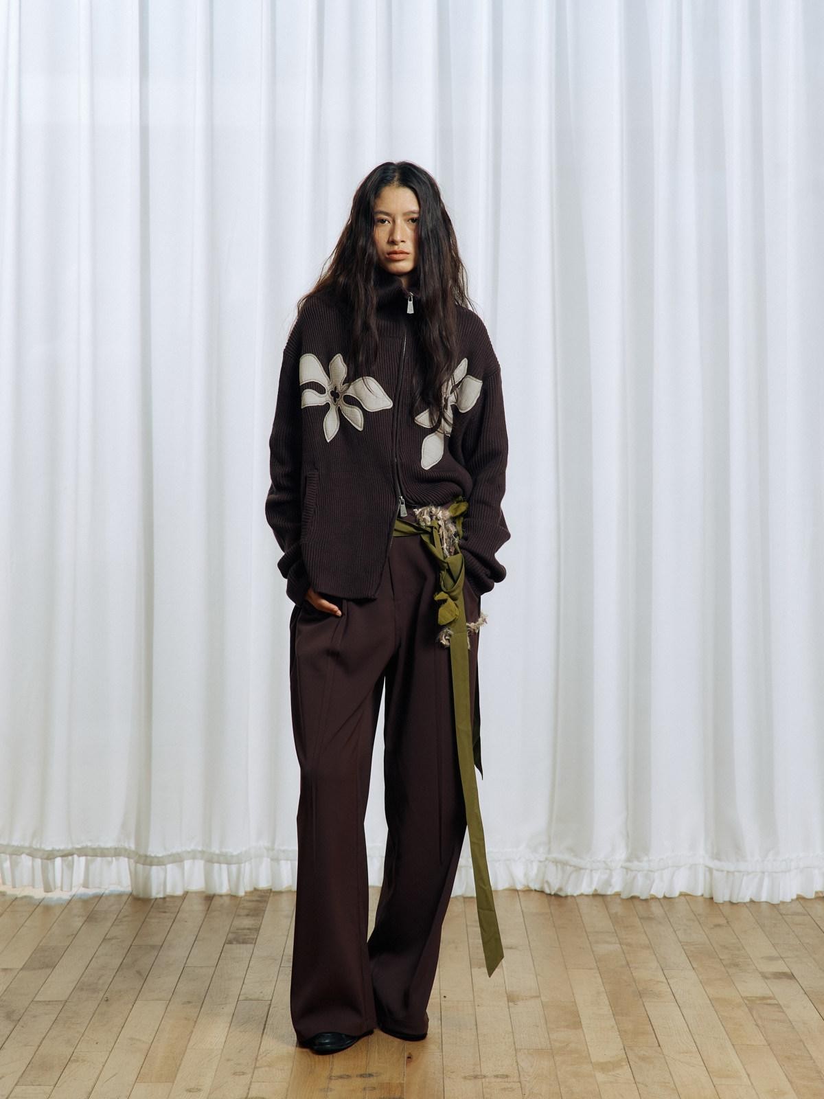 APRIORITY Deep Brown Floral Applique Waist Belt Women's Polyester Tailored Pants
