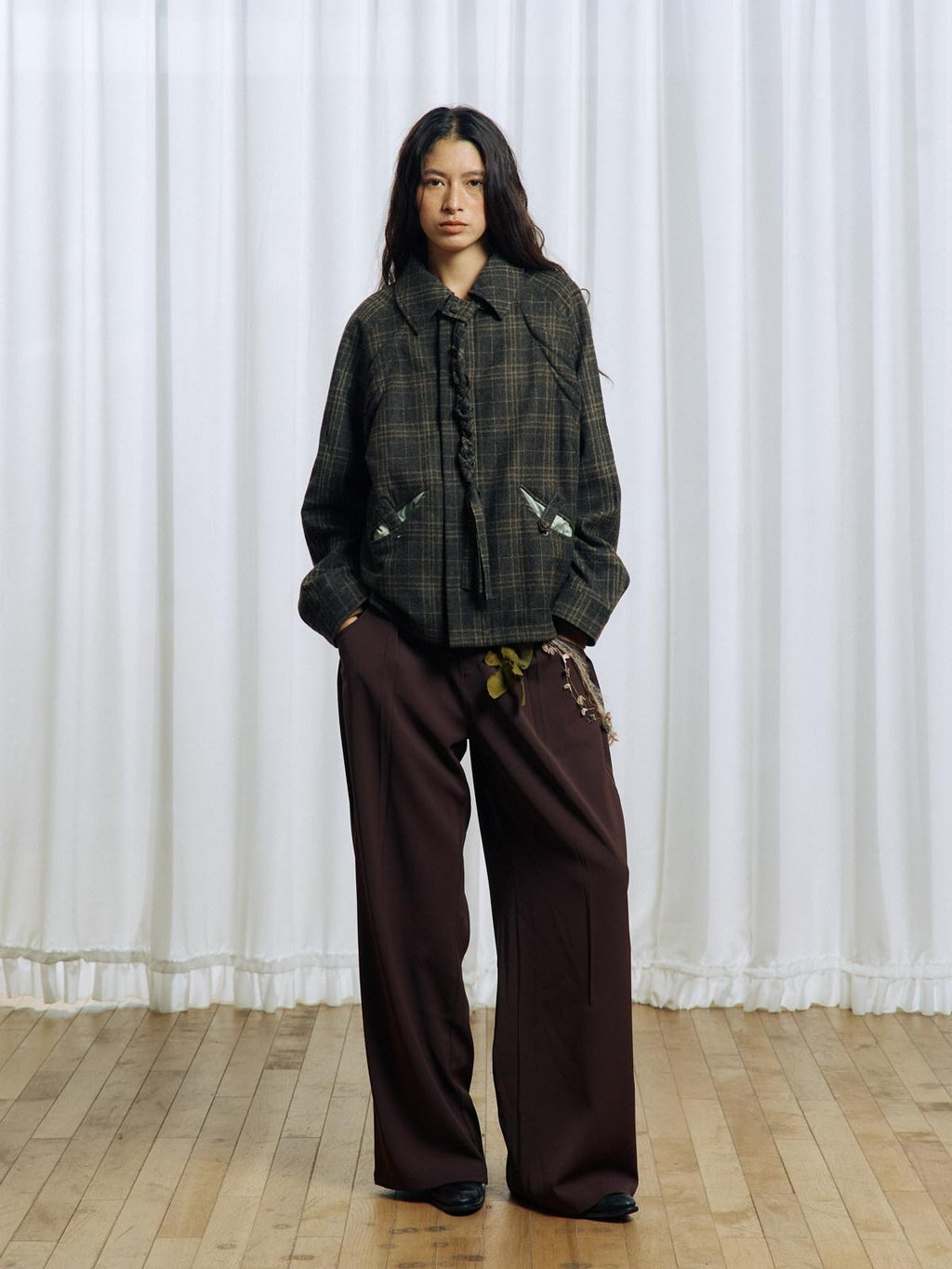 APRIORITY Deep Brown Floral Applique Waist Belt Women's Polyester Tailored Pants