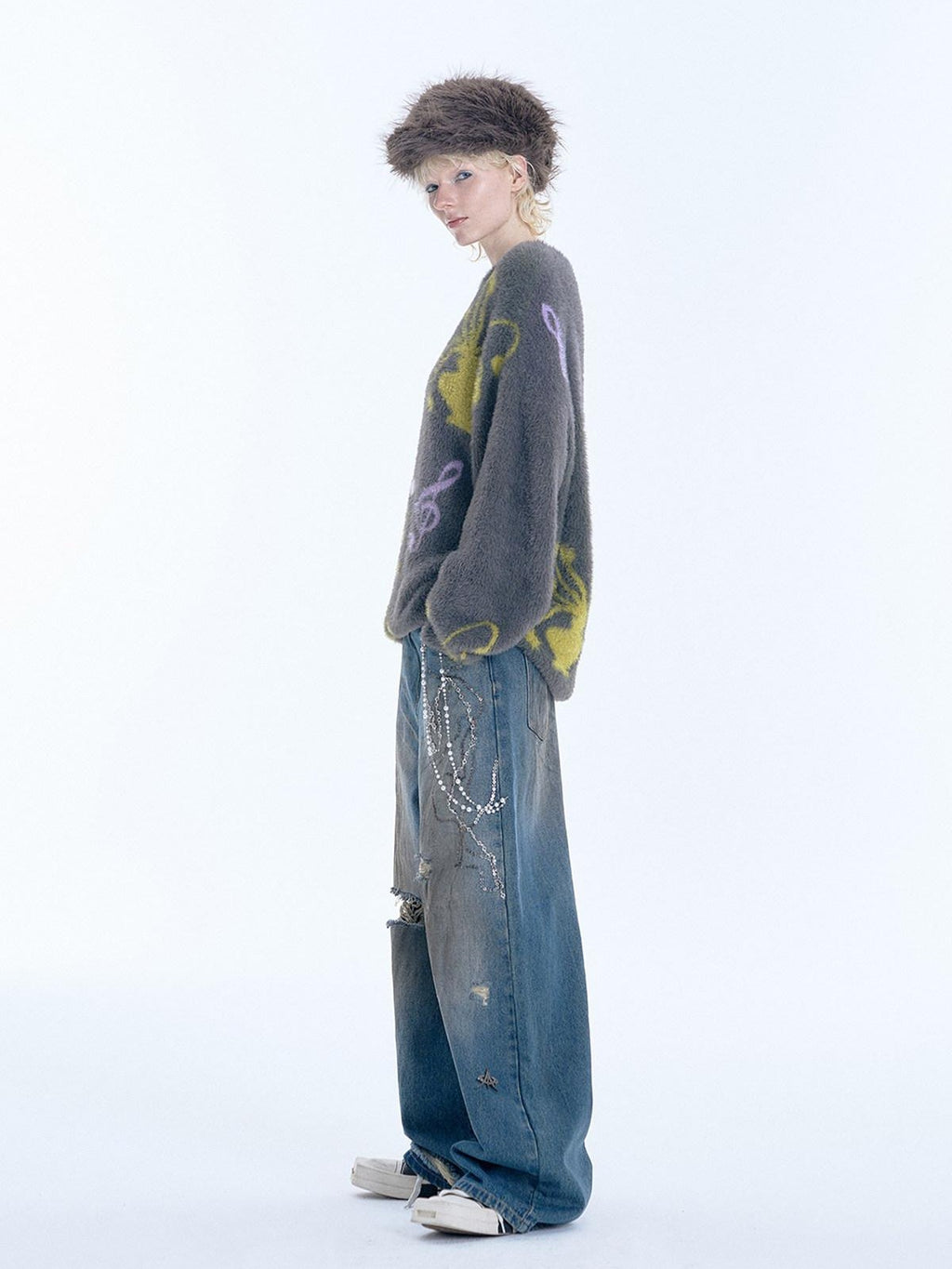 APRIORITY Flowers And Music Faux Mink Oversized Round Neck Women's Nylon Sweaters