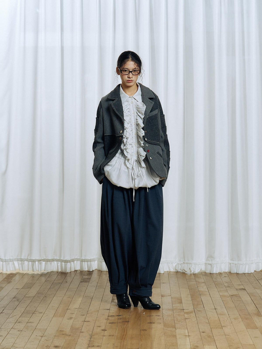 APRIORITY Gray Asymmetric Pleated Splice Rounded Hem Women's Wool Blend Blazers