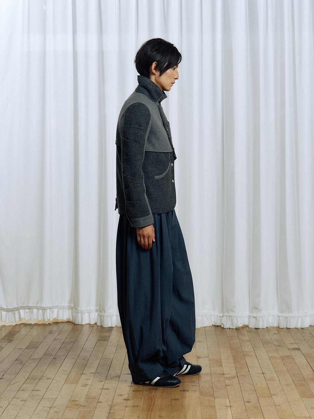 APRIORITY Gray Asymmetric Pleated Splice Rounded Hem Women's Wool Blend Blazers