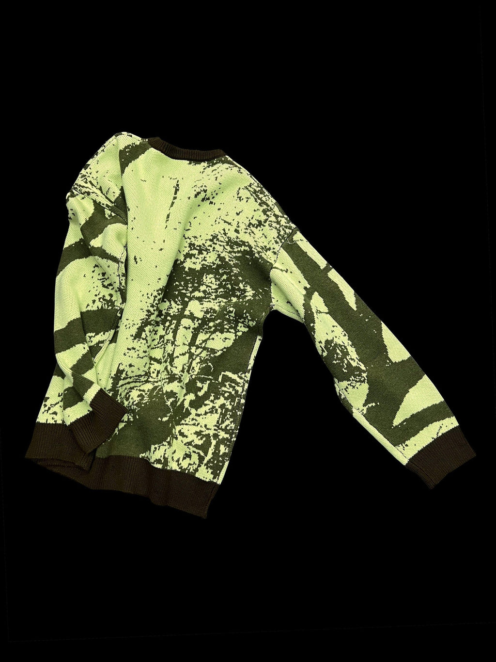 APRIORITY Green Allover Tree Print Round Neck Women's Wool Blend Sweaters