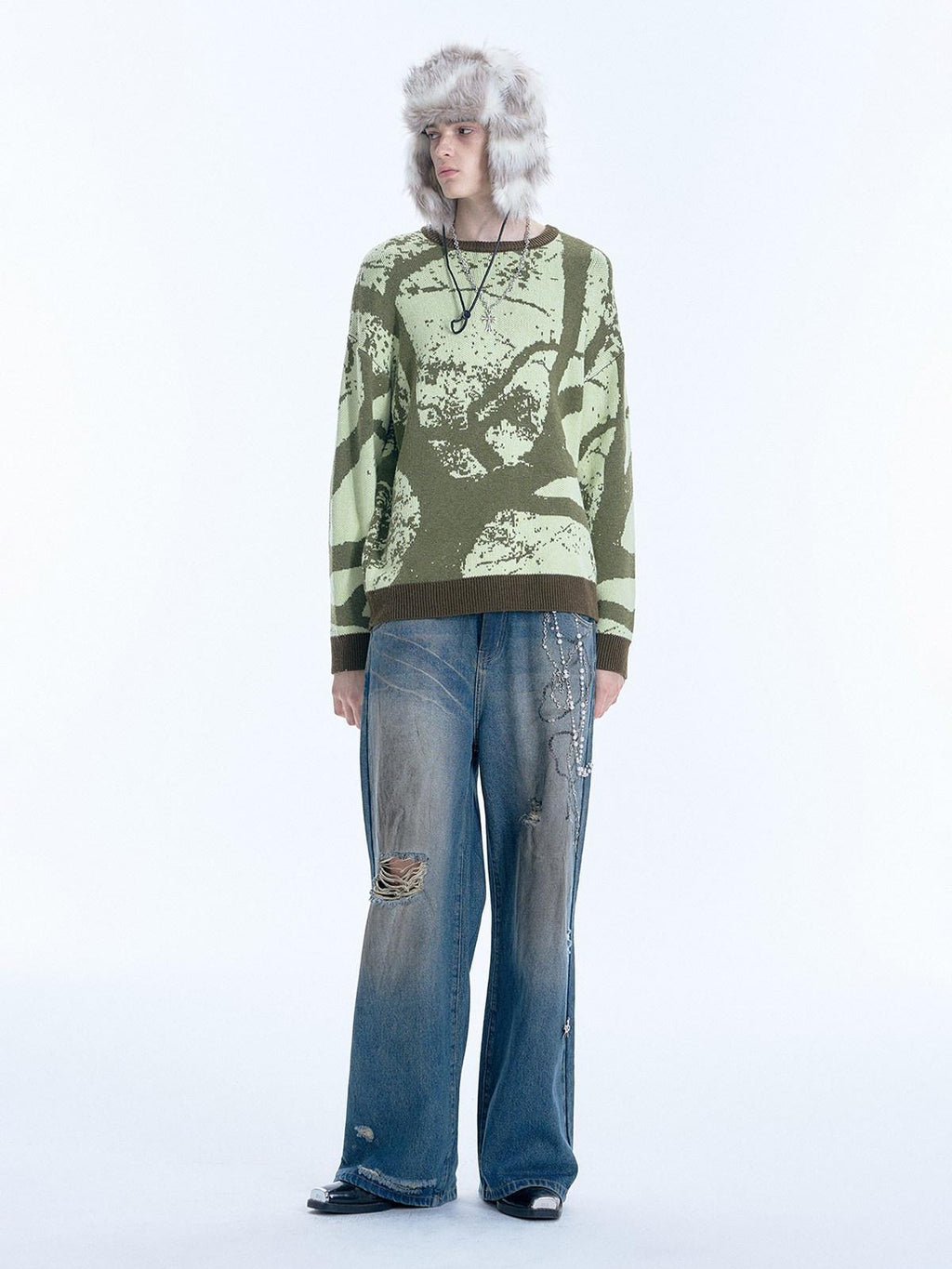 APRIORITY Green Allover Tree Print Round Neck Women's Wool Blend Sweaters