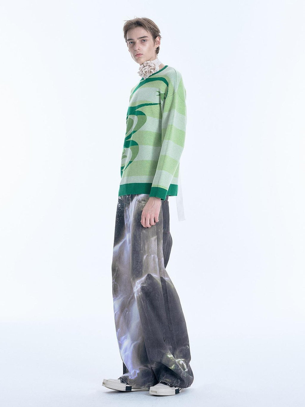 APRIORITY Green Crop Circle Graphic Women's Merino Wool Blend Pullover Sweaters