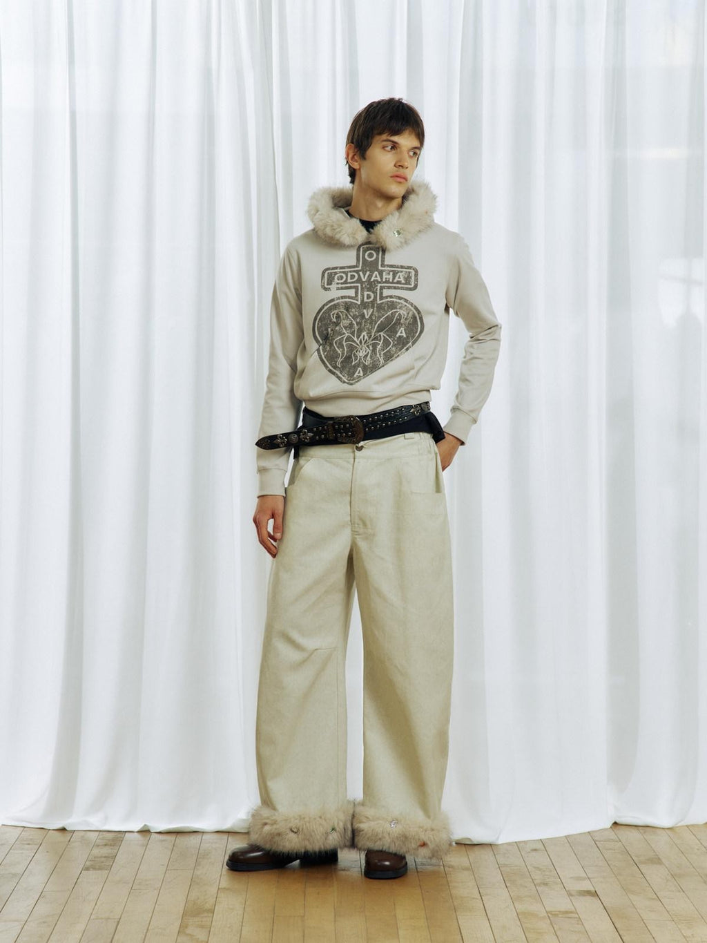 APRIORITY Heart Jacquard Detachable Fur Collar Digital Print Women's Cotton Blend Hoodies