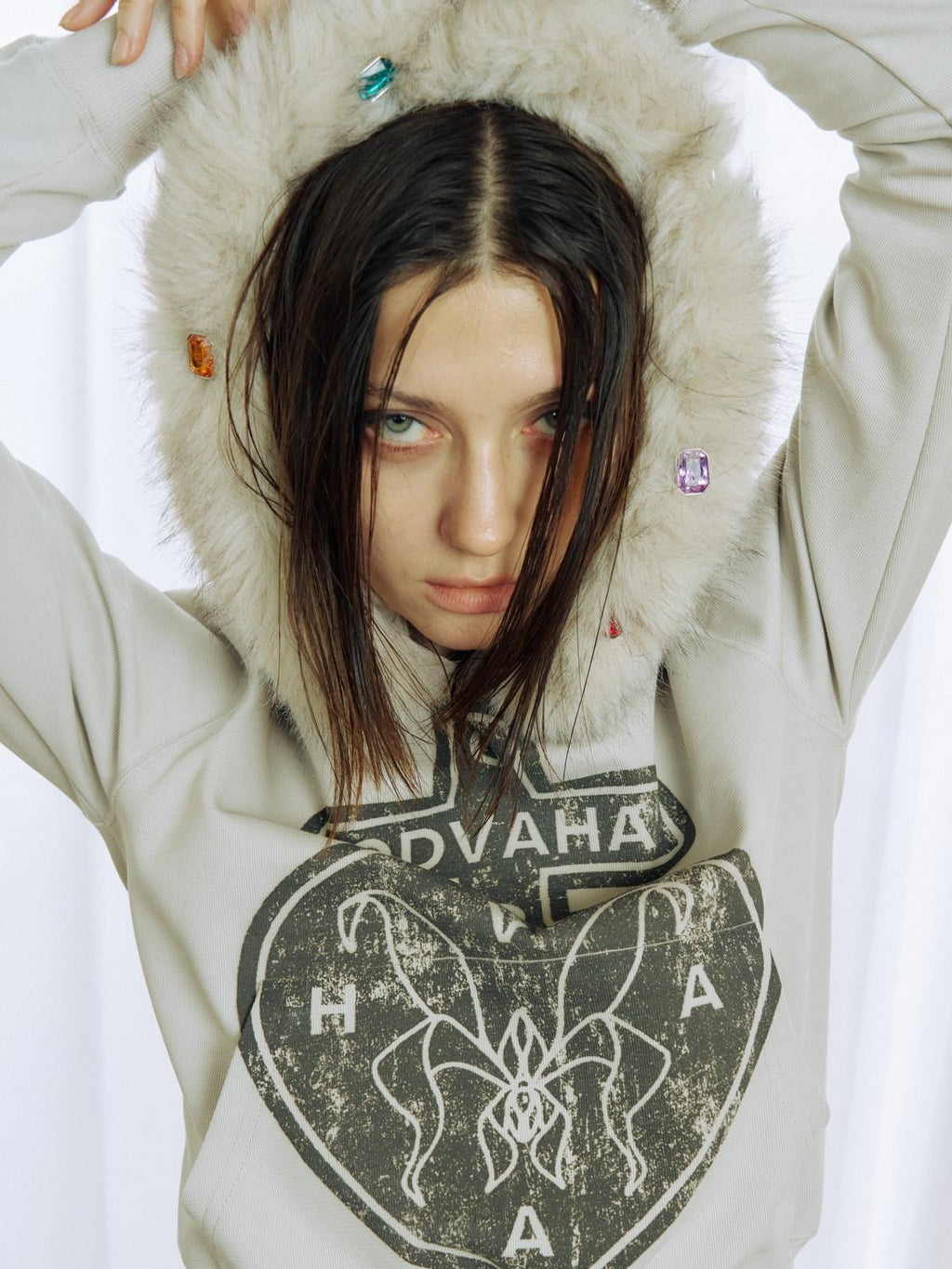 APRIORITY Heart Jacquard Detachable Fur Collar Digital Print Women's Cotton Blend Hoodies
