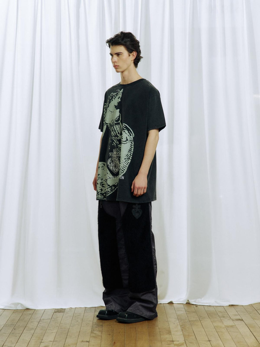 APRIORITY Heart Print Double Knee Patchwork Distressed Women's Nylon Cargo Pants