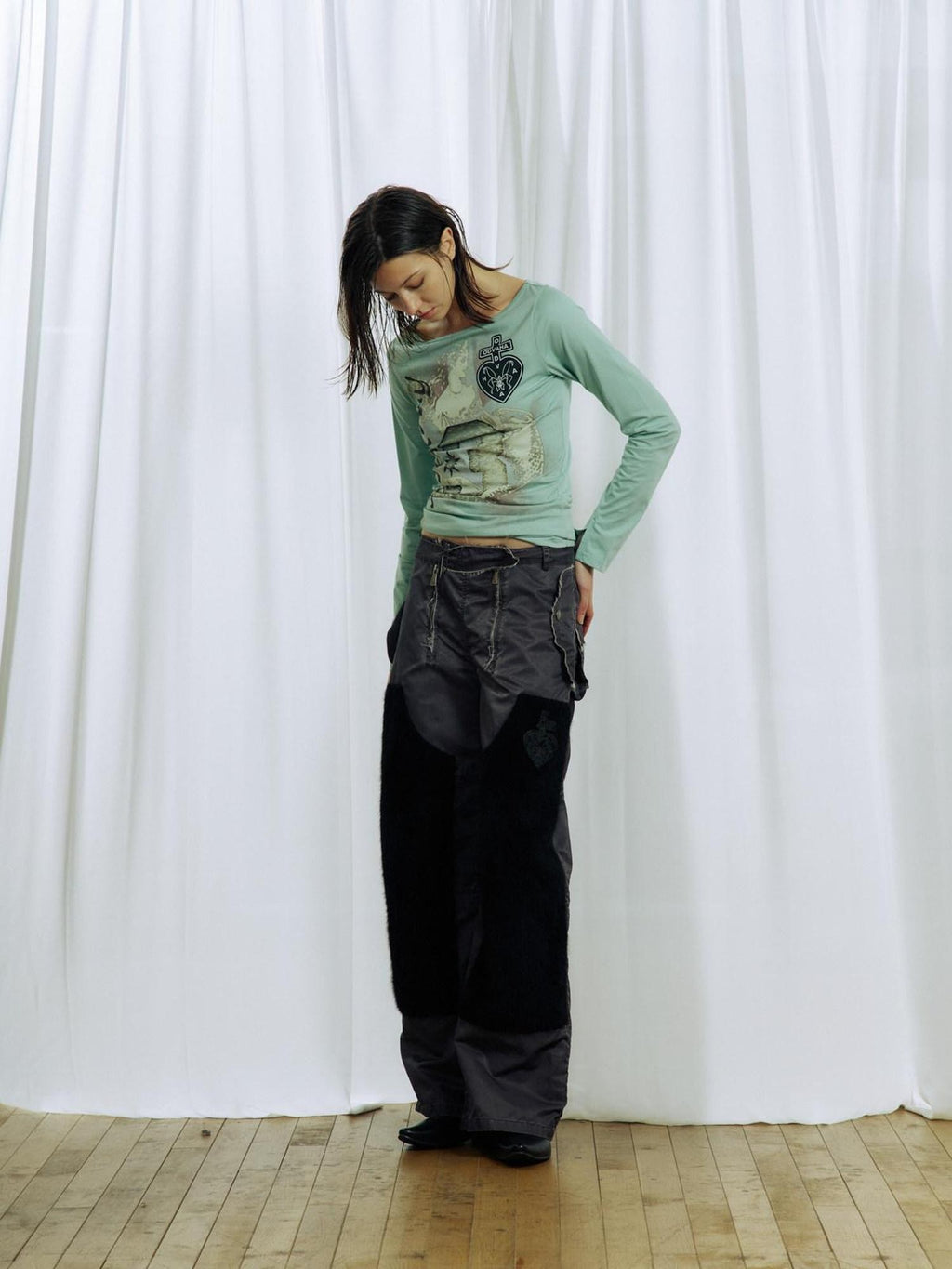 APRIORITY Heart Print Double Knee Patchwork Distressed Women's Nylon Cargo Pants