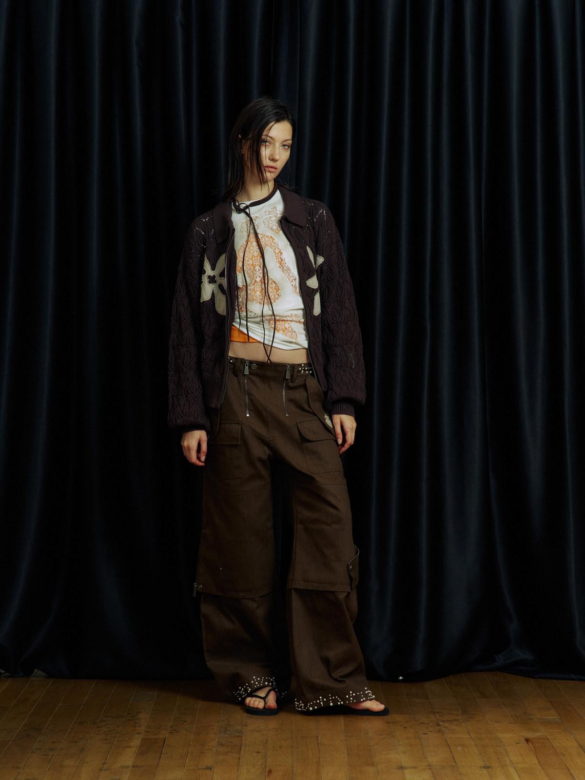 APRIORITY Khaki Beaded Digital Print Curved Blade Women's Cotton Cargo Pants