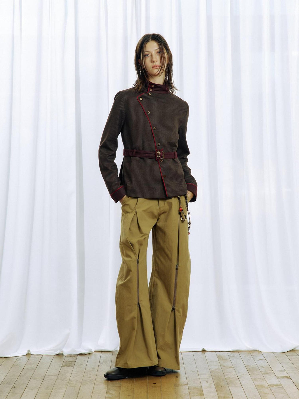 APRIORITY Khaki Pleated Double Zipper Vintage Structured Women's Cotton Tapered Pants