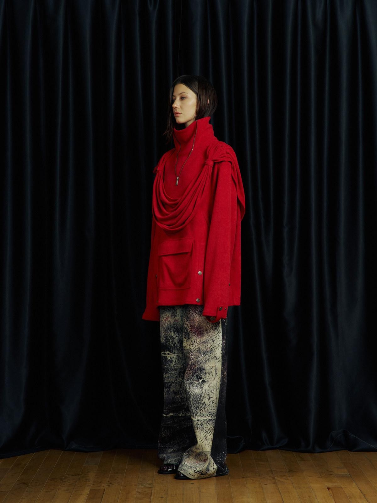 APRIORITY Knight Pleated Stacked Draped Stand Collar Hooded Women's Terry Blend Hoodies