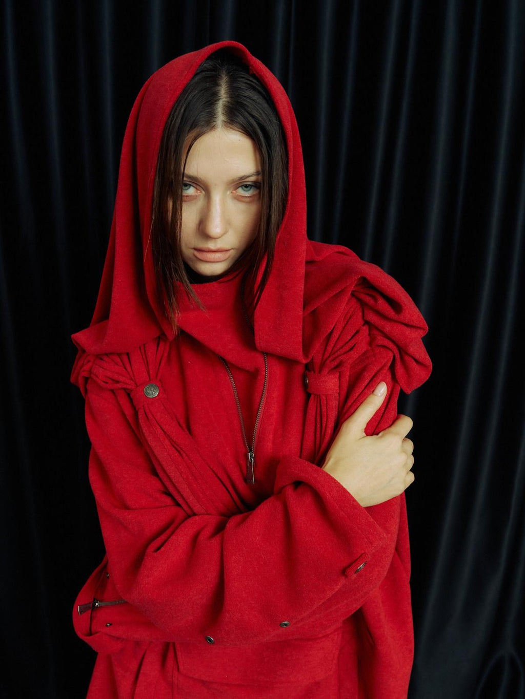 APRIORITY Knight Pleated Stacked Draped Stand Collar Hooded Women's Terry Blend Hoodies