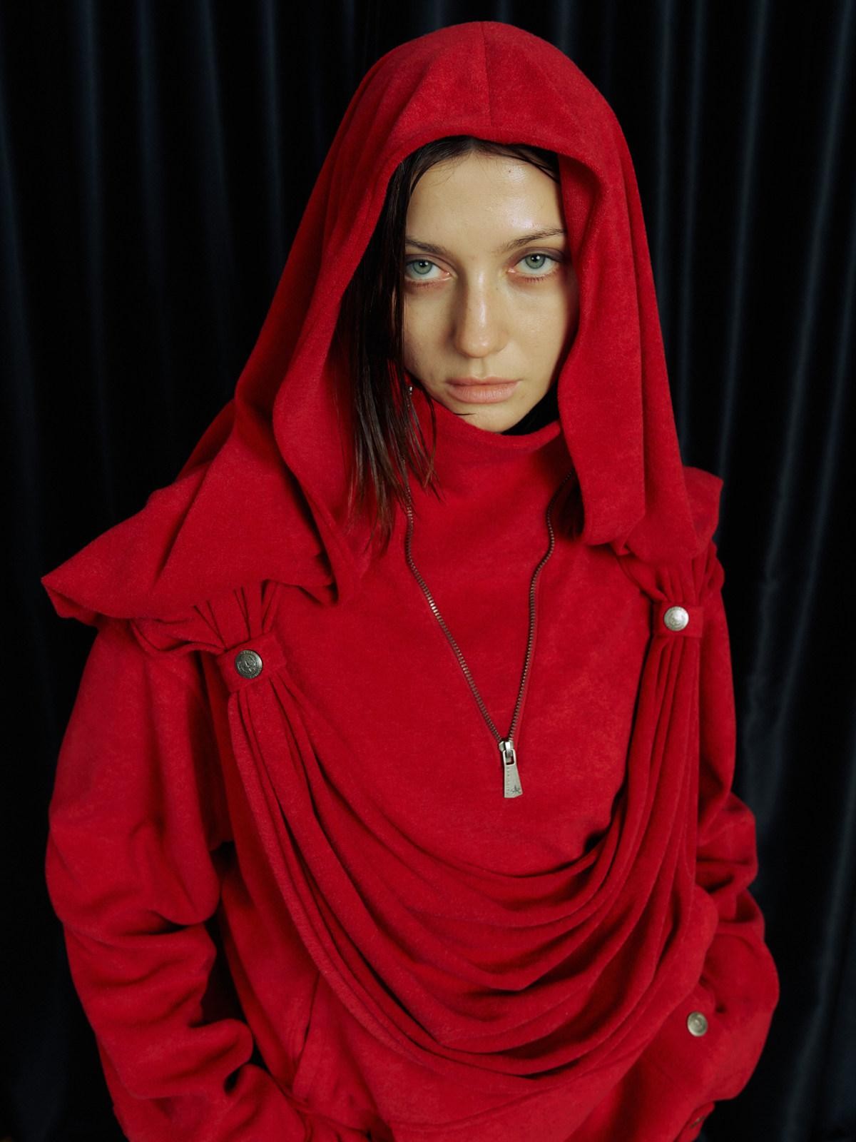 APRIORITY Knight Pleated Stacked Draped Stand Collar Hooded Women's Terry Blend Hoodies