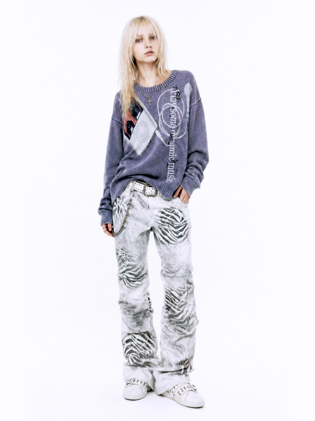 APRIORITY Music Player Print Distressed Washed Loose Fit Women's Cotton Crew Neck Sweaters