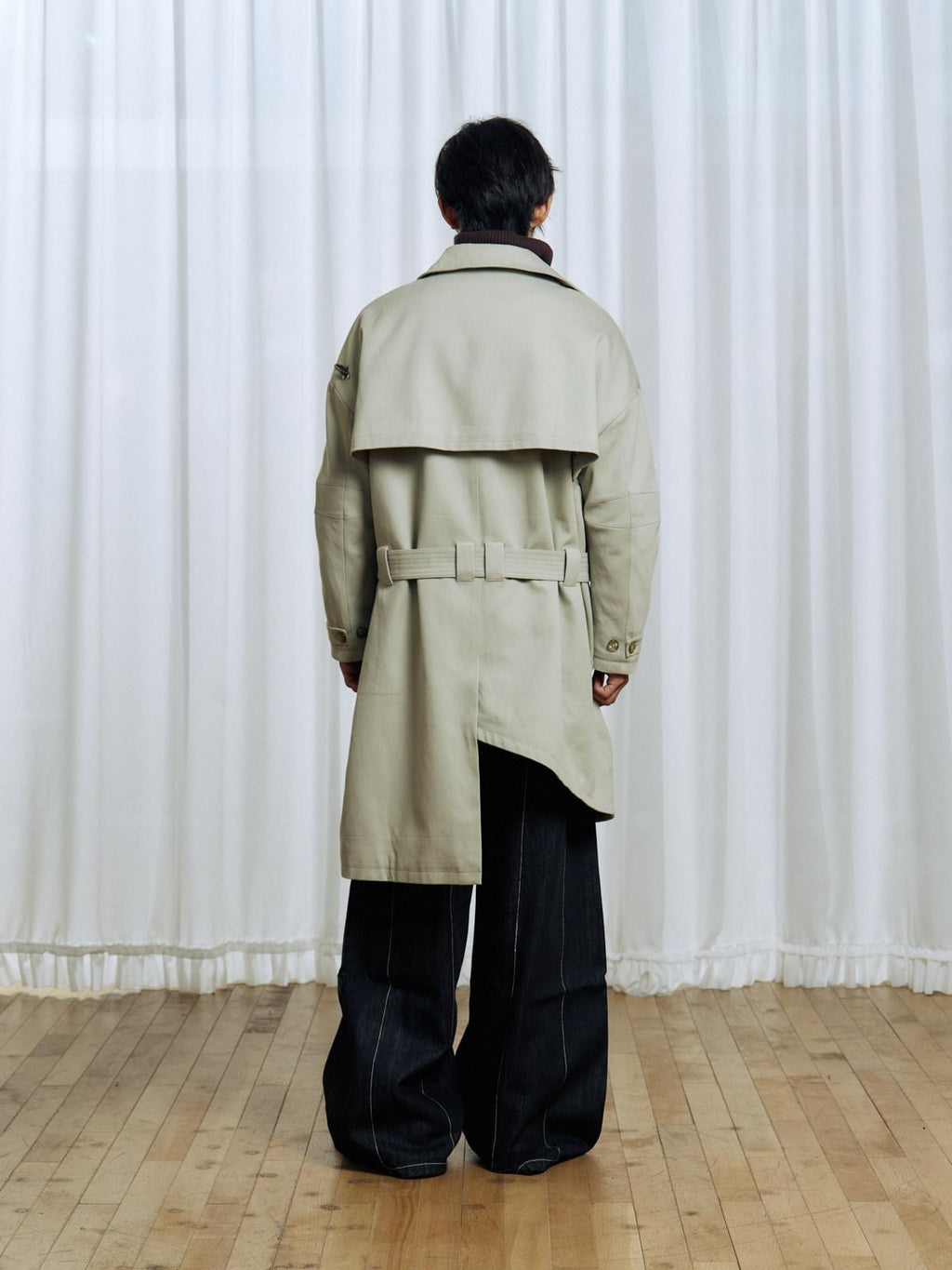 APRIORITY Off White Asymmetric Metal Buckle Women's Cotton Lyocell Blend Long Trench Coats