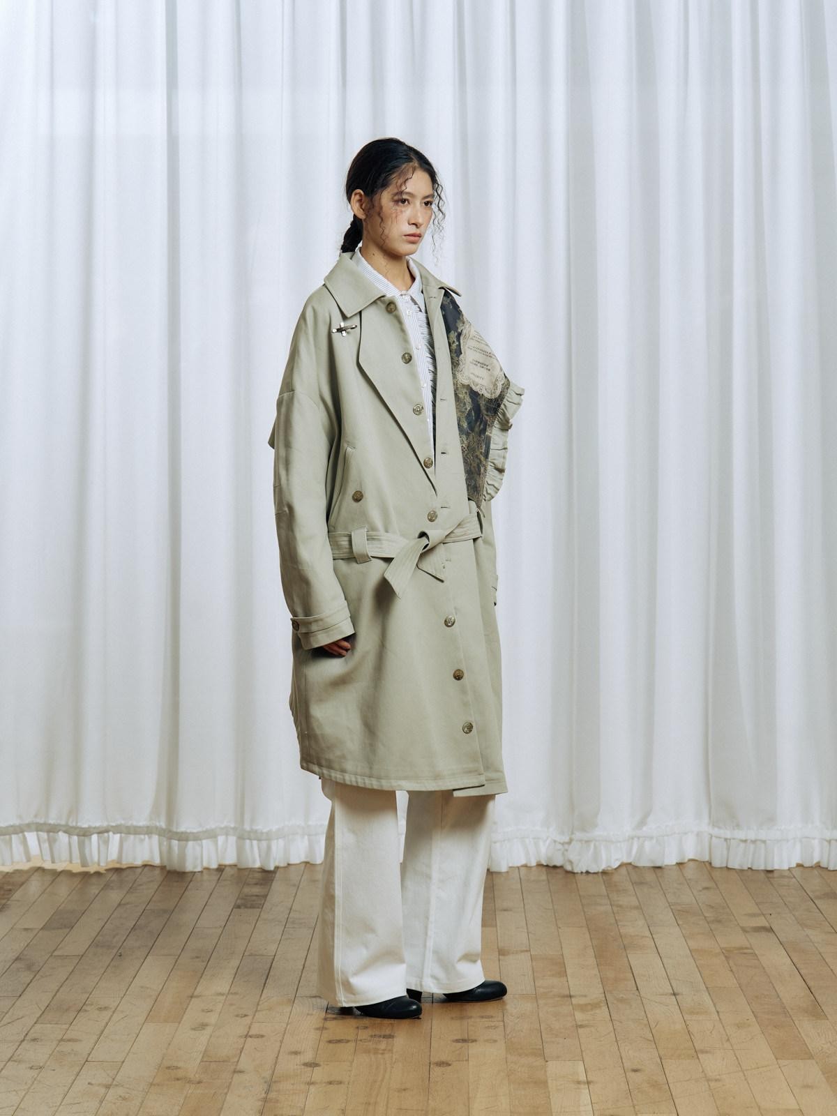 APRIORITY Off White Asymmetric Metal Buckle Women's Cotton Lyocell Blend Long Trench Coats