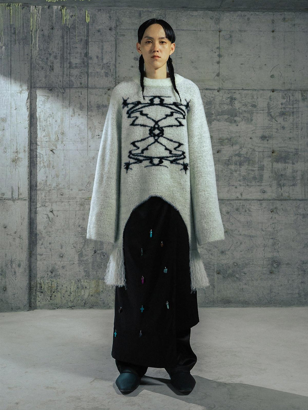 APRIORITY Off White Faux Mink Fur Tassel Loose Knit Women's Nylon Acrylic Sweaters