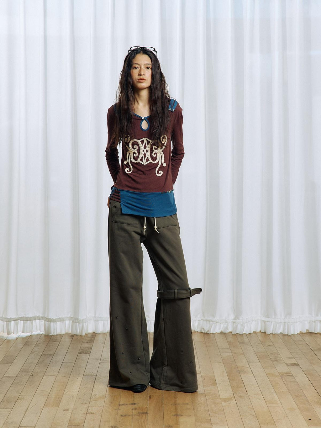 APRIORITY Olive Green Hollow Eyelet Ring Strap Slim Fit Women's Pure Cotton Wide-leg Pants