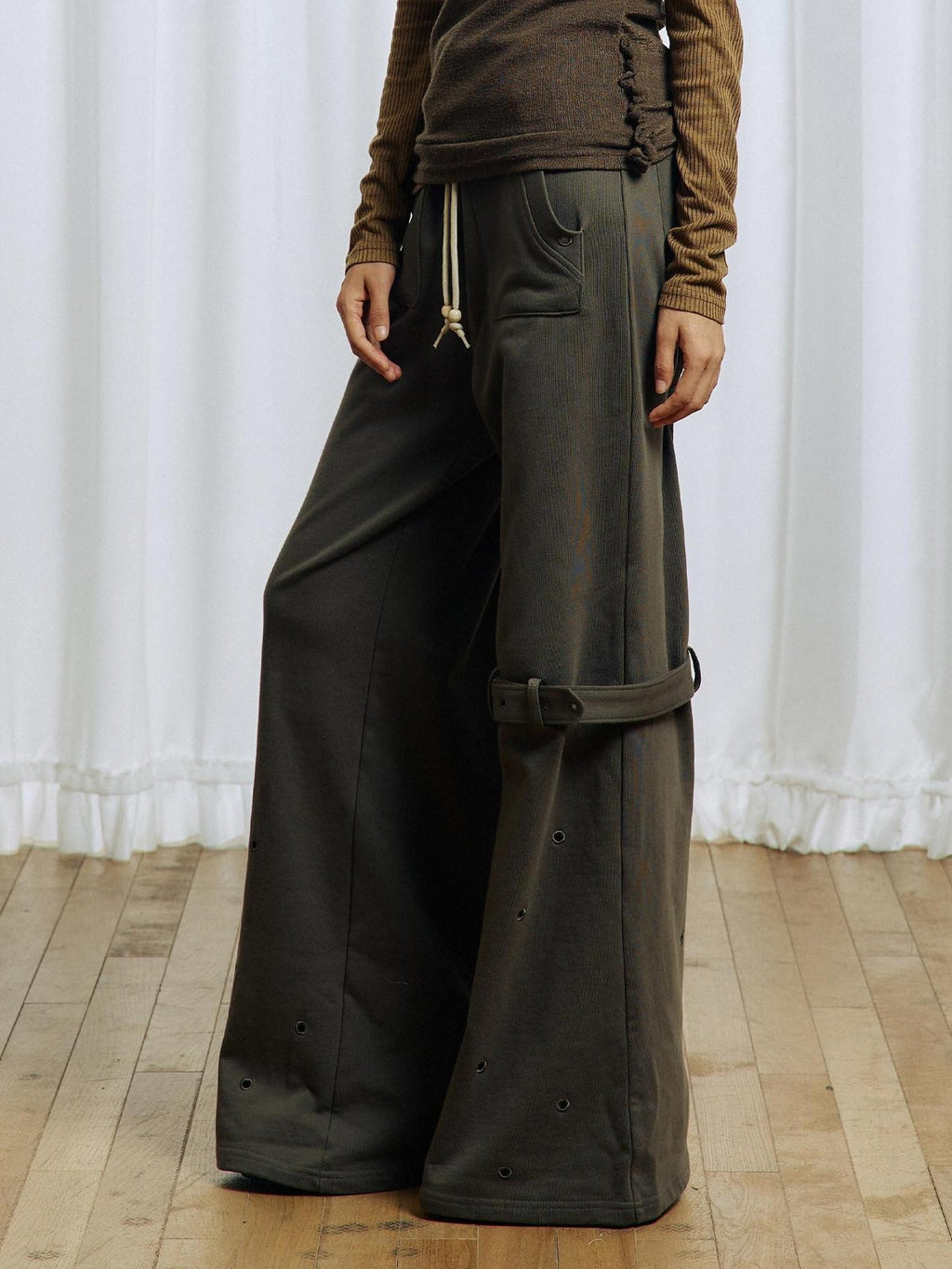 APRIORITY Olive Green Hollow Eyelet Ring Strap Slim Fit Women's Pure Cotton Wide-leg Pants