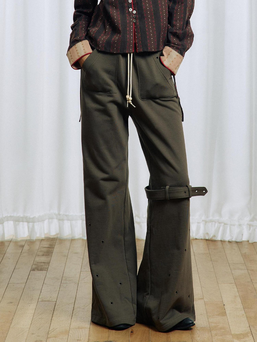 APRIORITY Olive Green Hollow Eyelet Ring Strap Slim Fit Women's Pure Cotton Wide-leg Pants