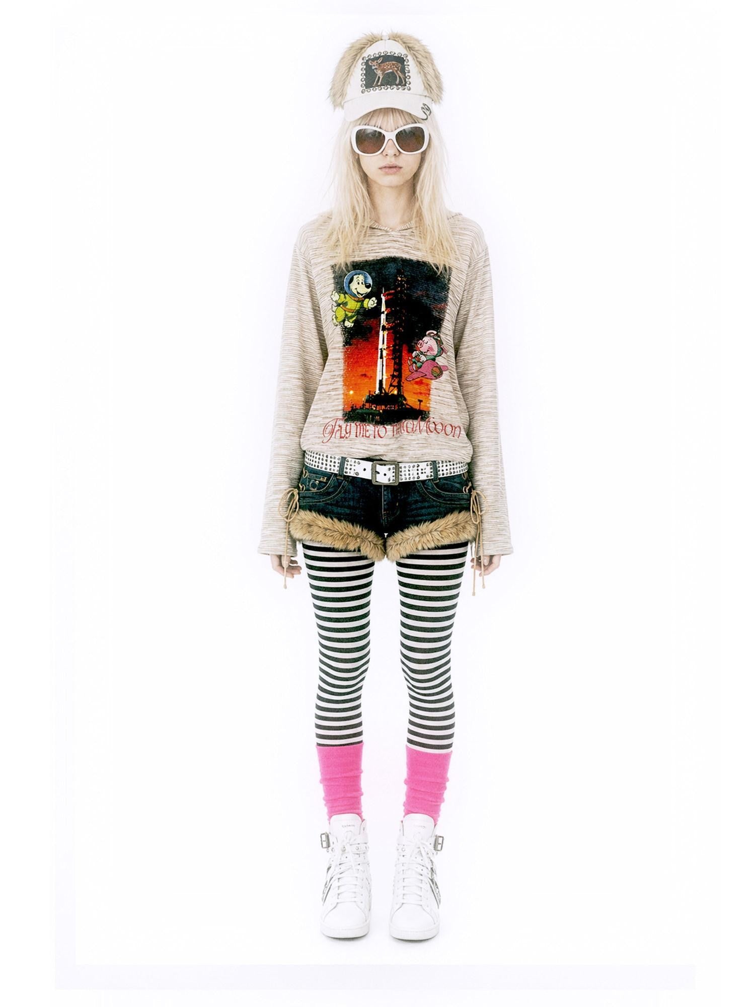 APRIORITY Rhinestone Print 3d Textured Striped Women's Polyester Cotton Hoodies