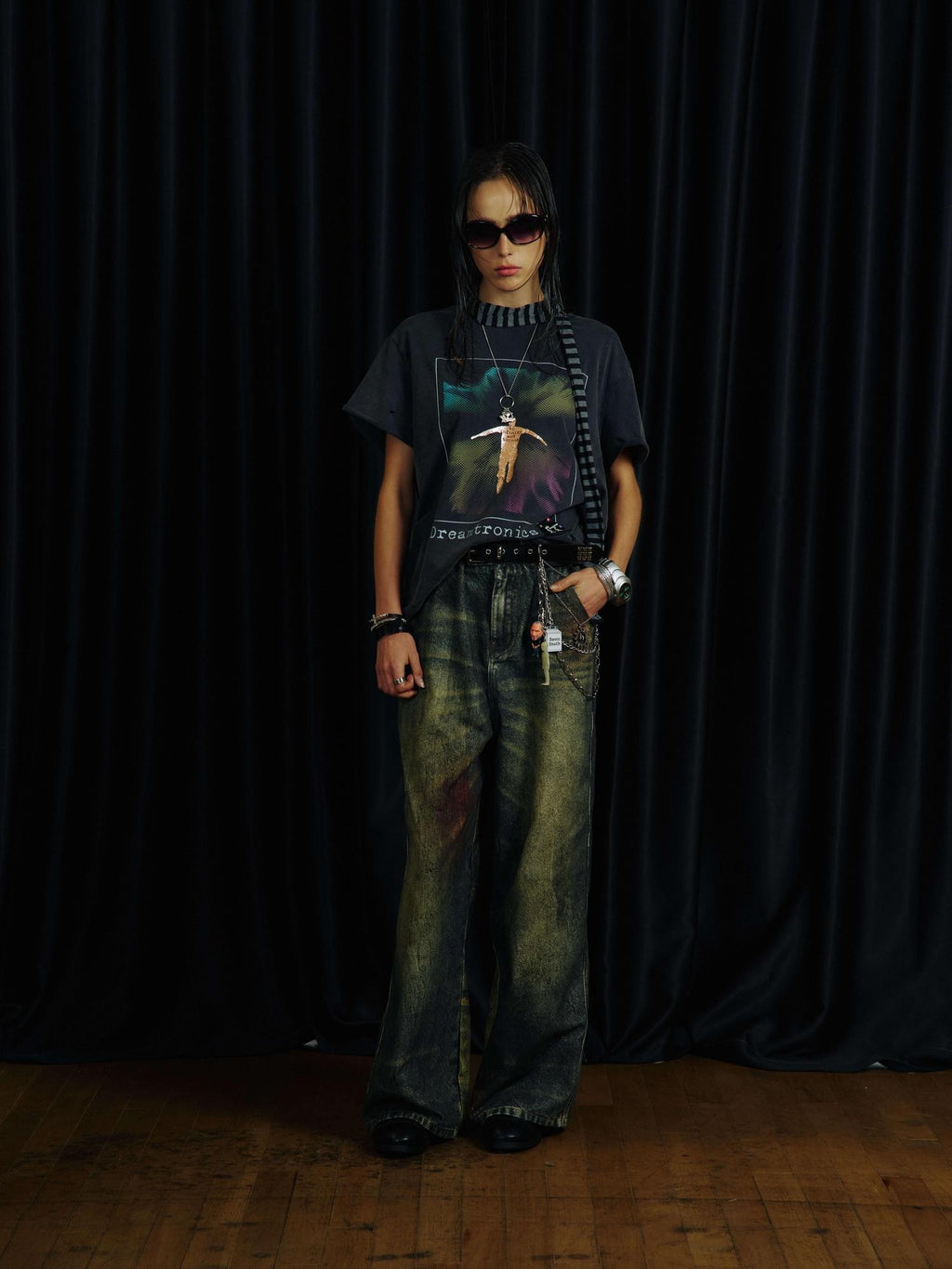 APRIORITY Rolled Cuff Distressed Glitter Print Women's Cotton Blend Short Sleeve T-shirts