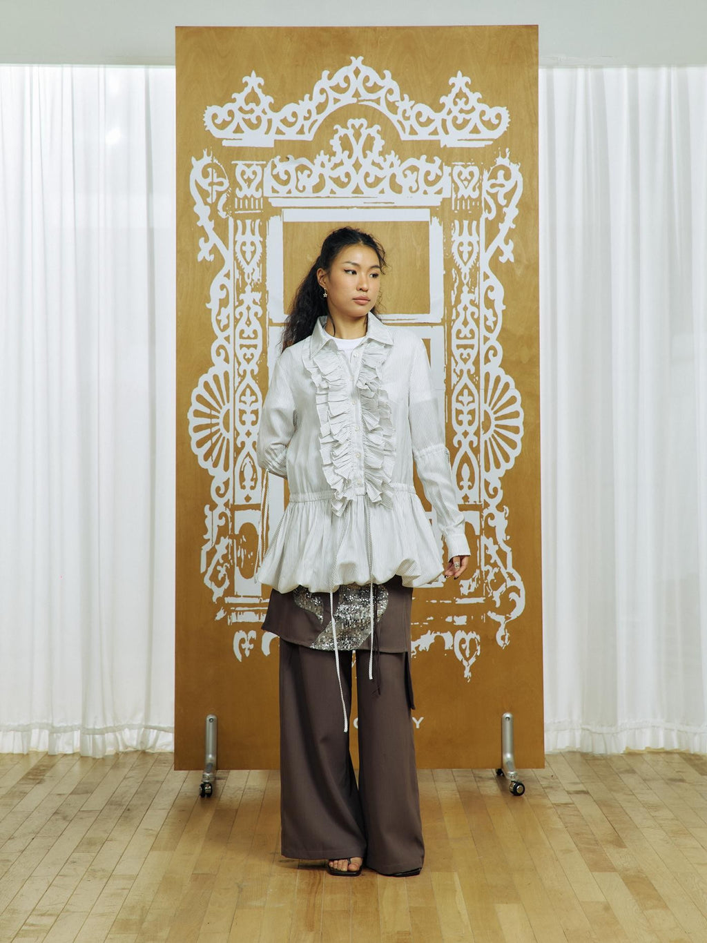 APRIORITY Sequin Embellished Asymmetric Wide Leg Mid Low Rise Women's Polyester Chinos