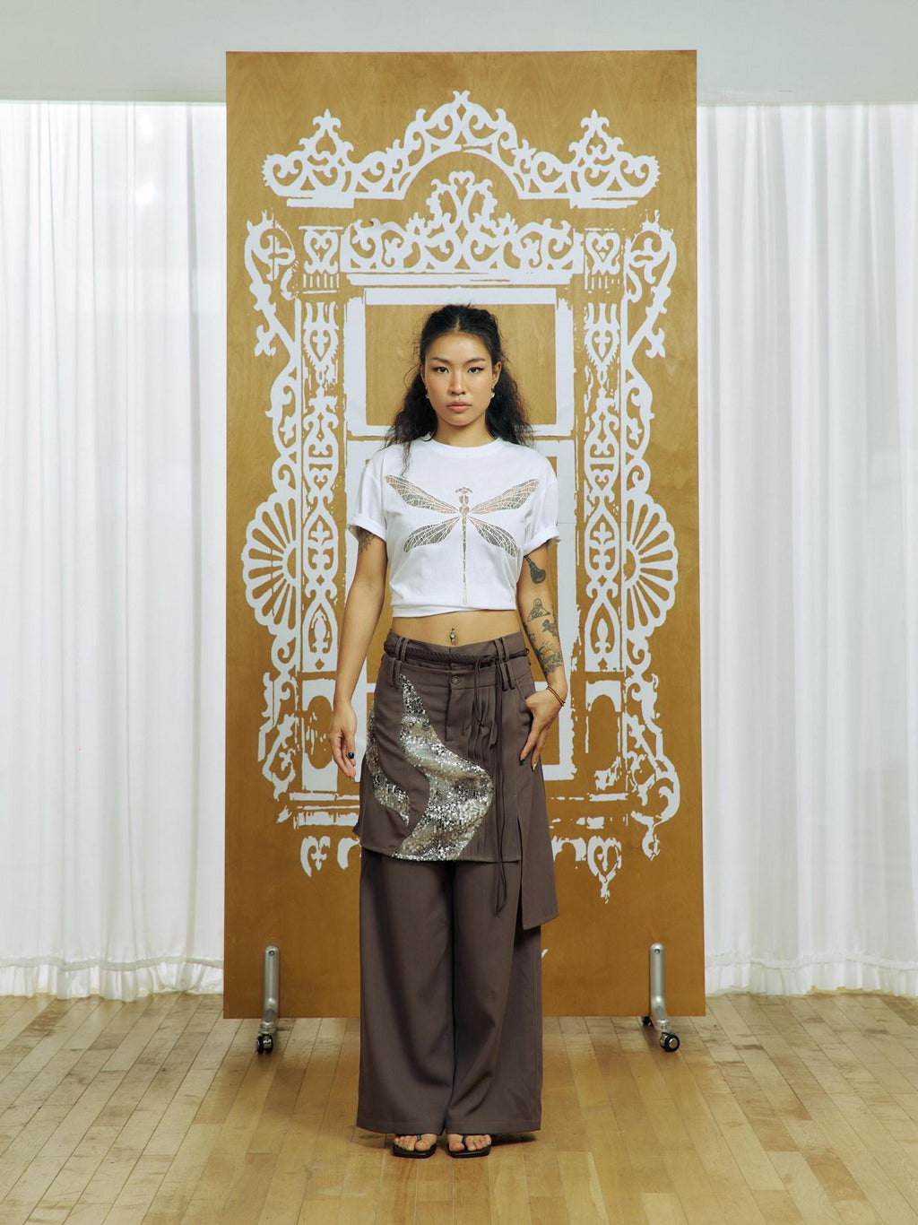 APRIORITY Sequin Embellished Asymmetric Wide Leg Mid Low Rise Women's Polyester Chinos