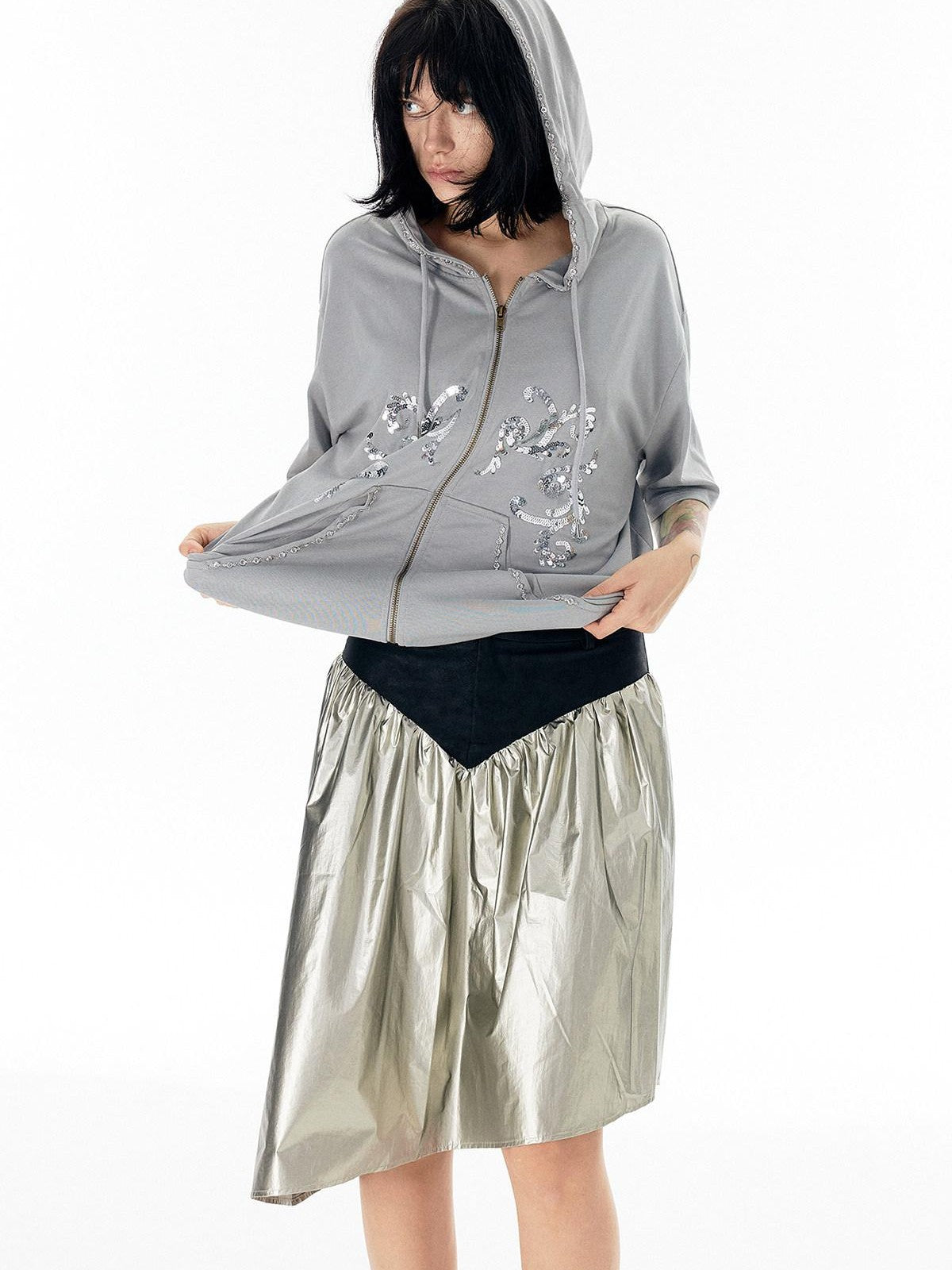 APRIORITY Shiny Silver Asymmetrical Triangle Panel Women's Pu Nylon Midi Skirts