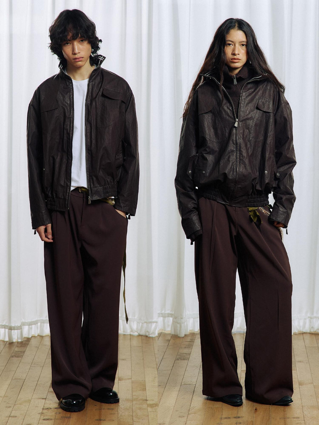 APRIORITY Stand Collar Waxed Stowable Hood Striped Embroidery Women's Leather Jackets