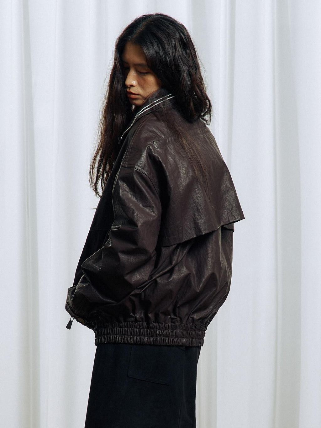 APRIORITY Stand Collar Waxed Stowable Hood Striped Embroidery Women's Leather Jackets