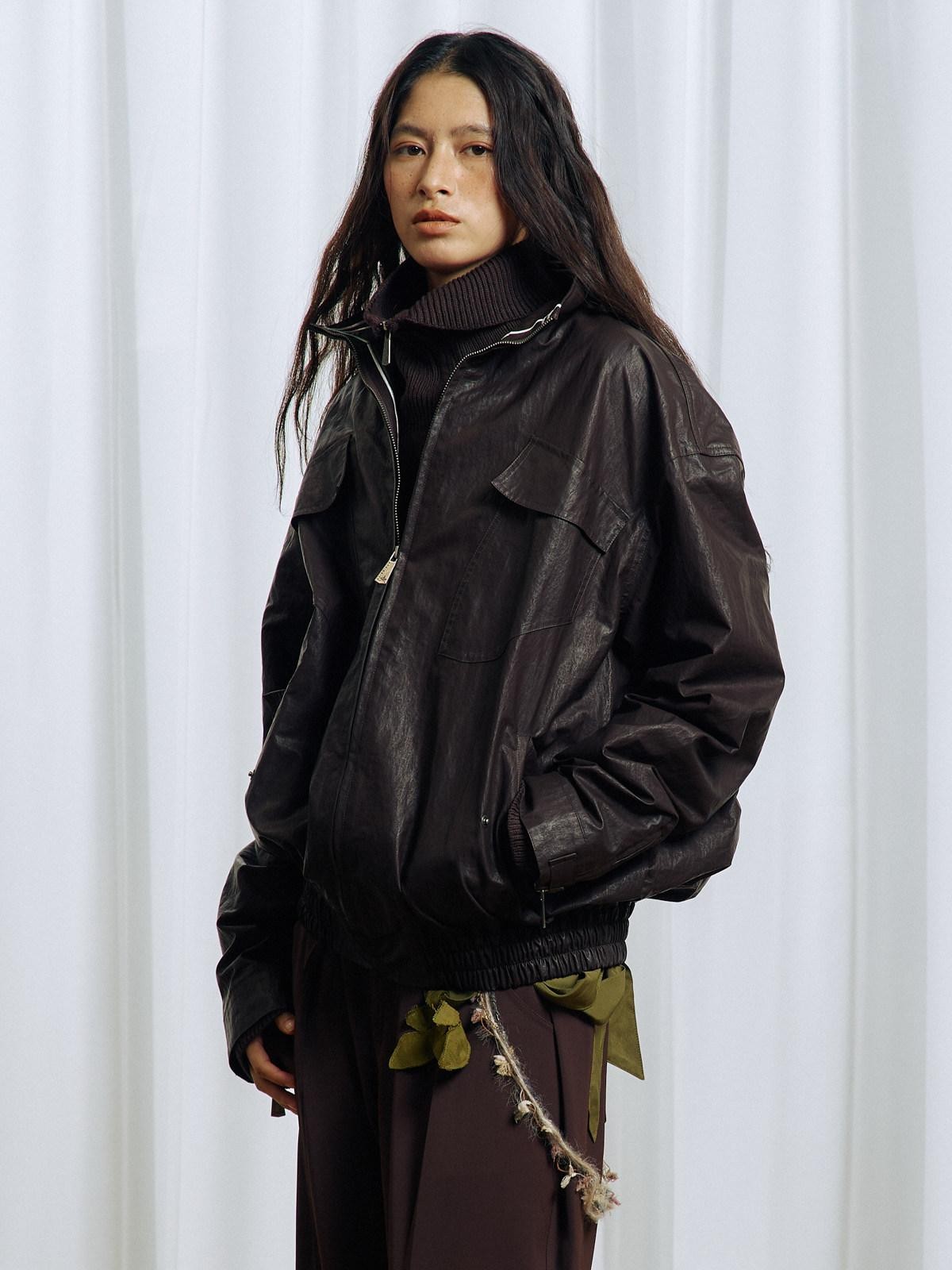 APRIORITY Stand Collar Waxed Stowable Hood Striped Embroidery Women's Leather Jackets