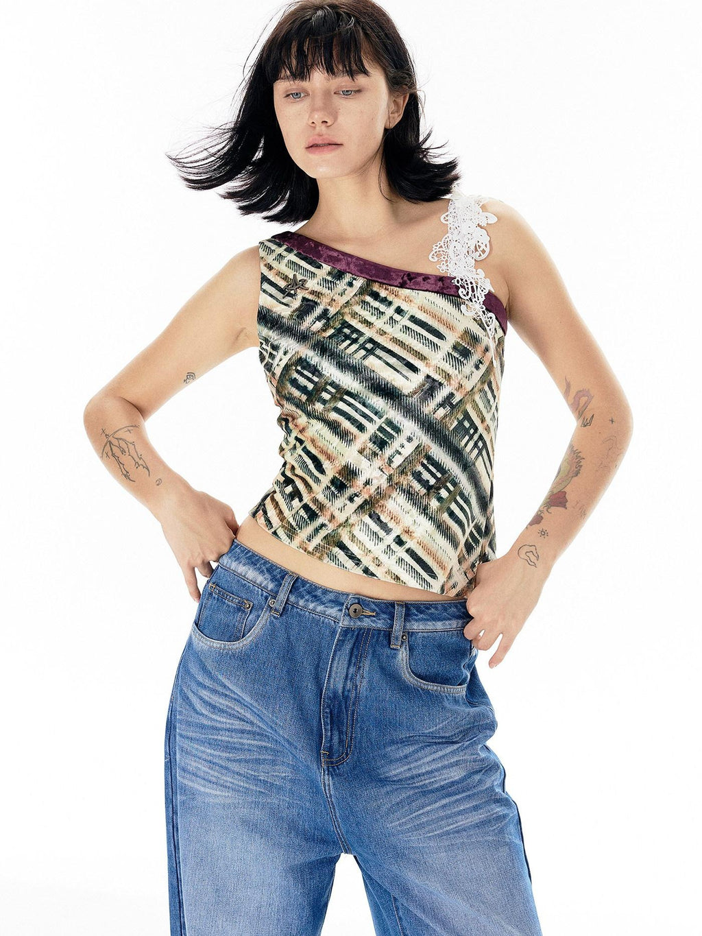 APRIORITY Striped Applique Embroidery Lace Velvet Slim Women's Polyester Blend Tank Tops
