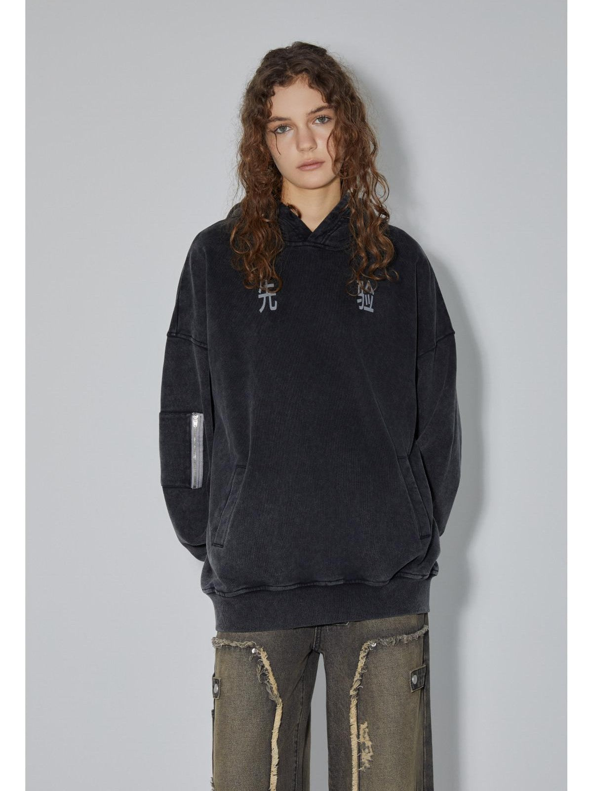 APRIORITY Vintage Distressed Heavyweight Logo Hooded Oversized Women's Cotton Hoodies