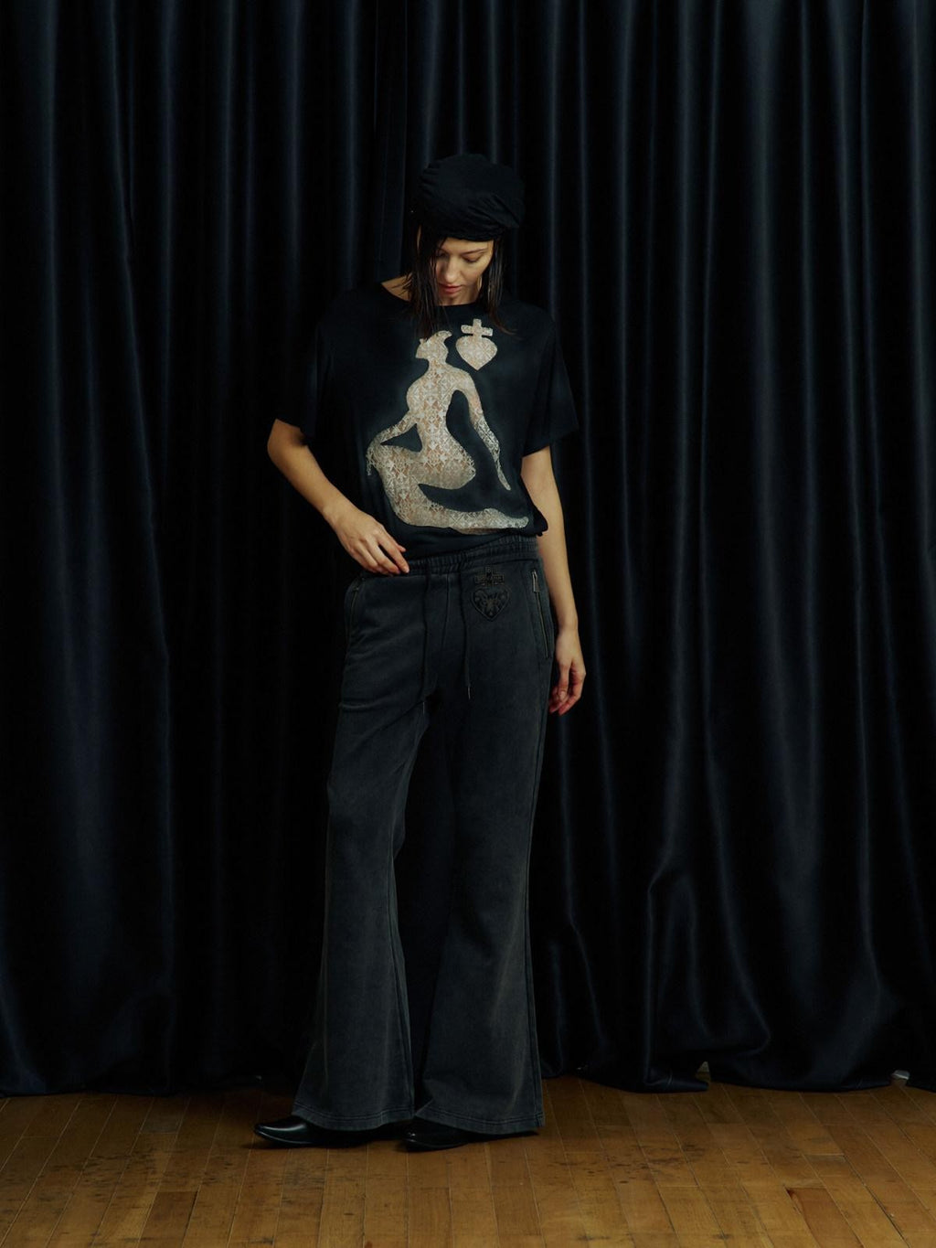 APRIORITY Washed Black Knitted Slim Mid Waist Pocket Women's Cotton Flare Pants